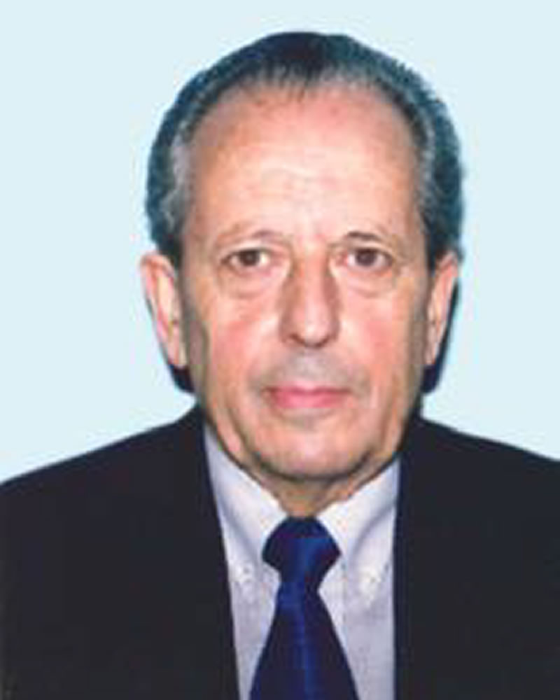 Dr. Alfredo R. Carbone
